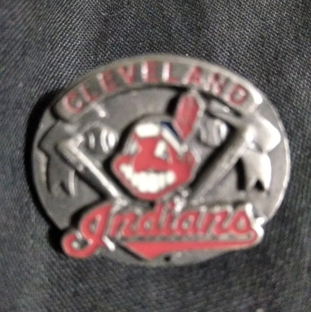 Vintage  Cleveland  indians pin cheif wahoo. Original.